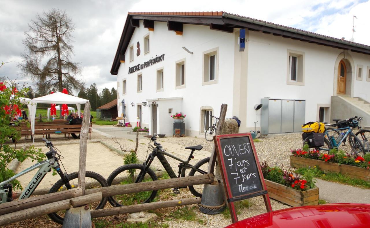 Auberge Du Peu-Pequignot Le Noirmont Eksteriør billede